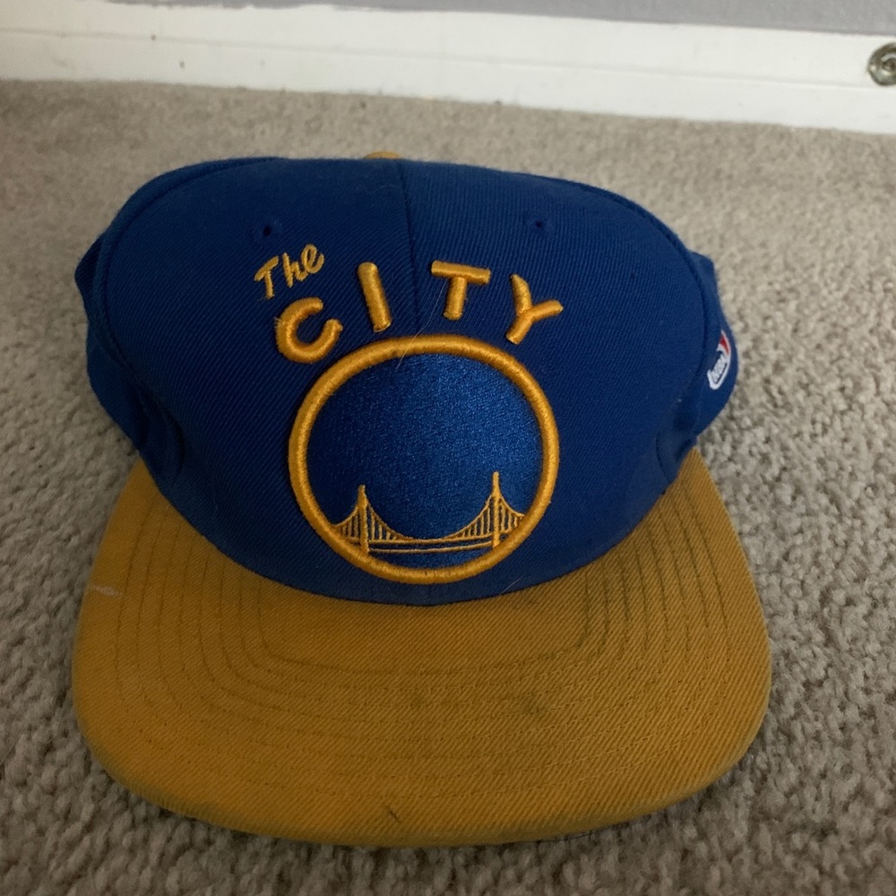 The city hat